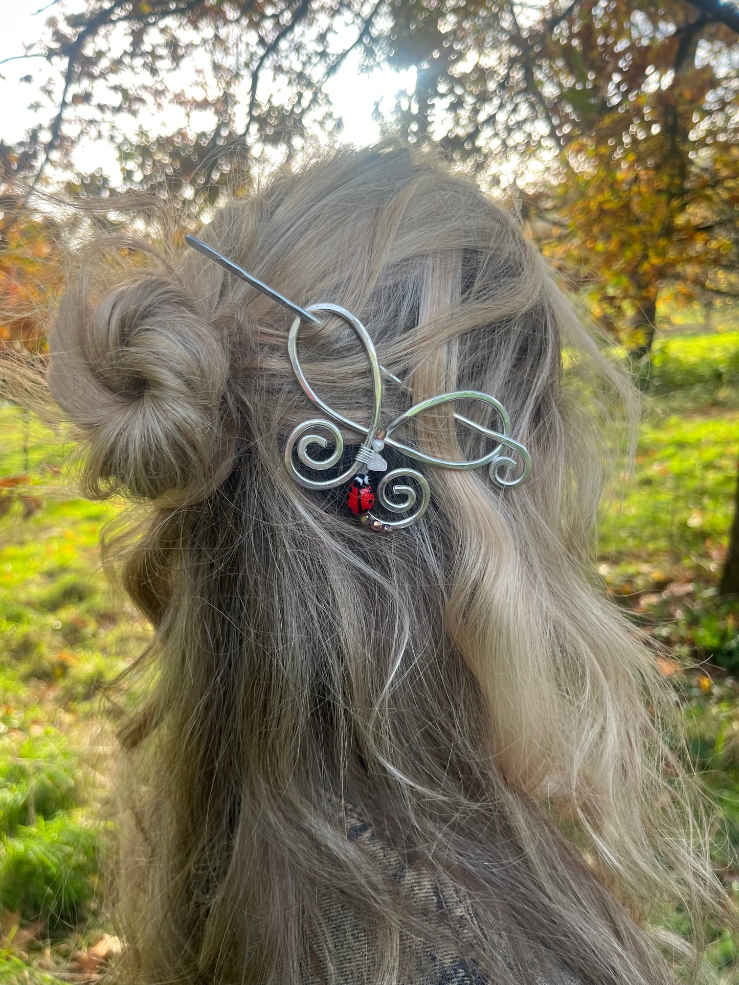 Autumn hair pin- ladybug✨🐞