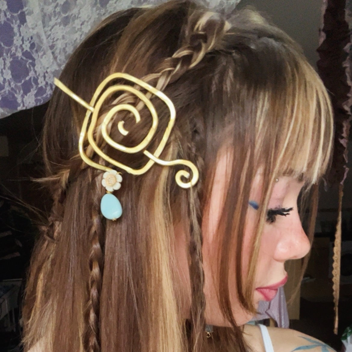 Cleo hair pin