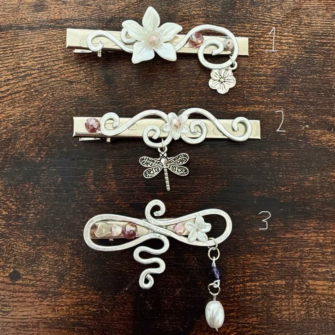 dangle autumn clips