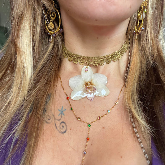 Lacy choker necklaces
