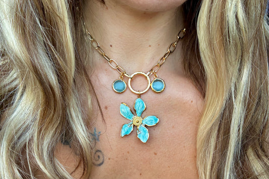 blue hibiscus necklace
