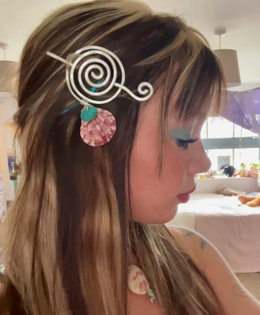 mermaid spiral hairpin