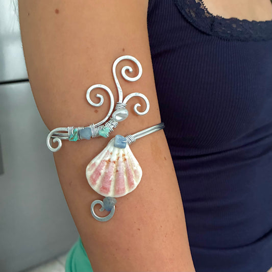 Pearl princess cuff
