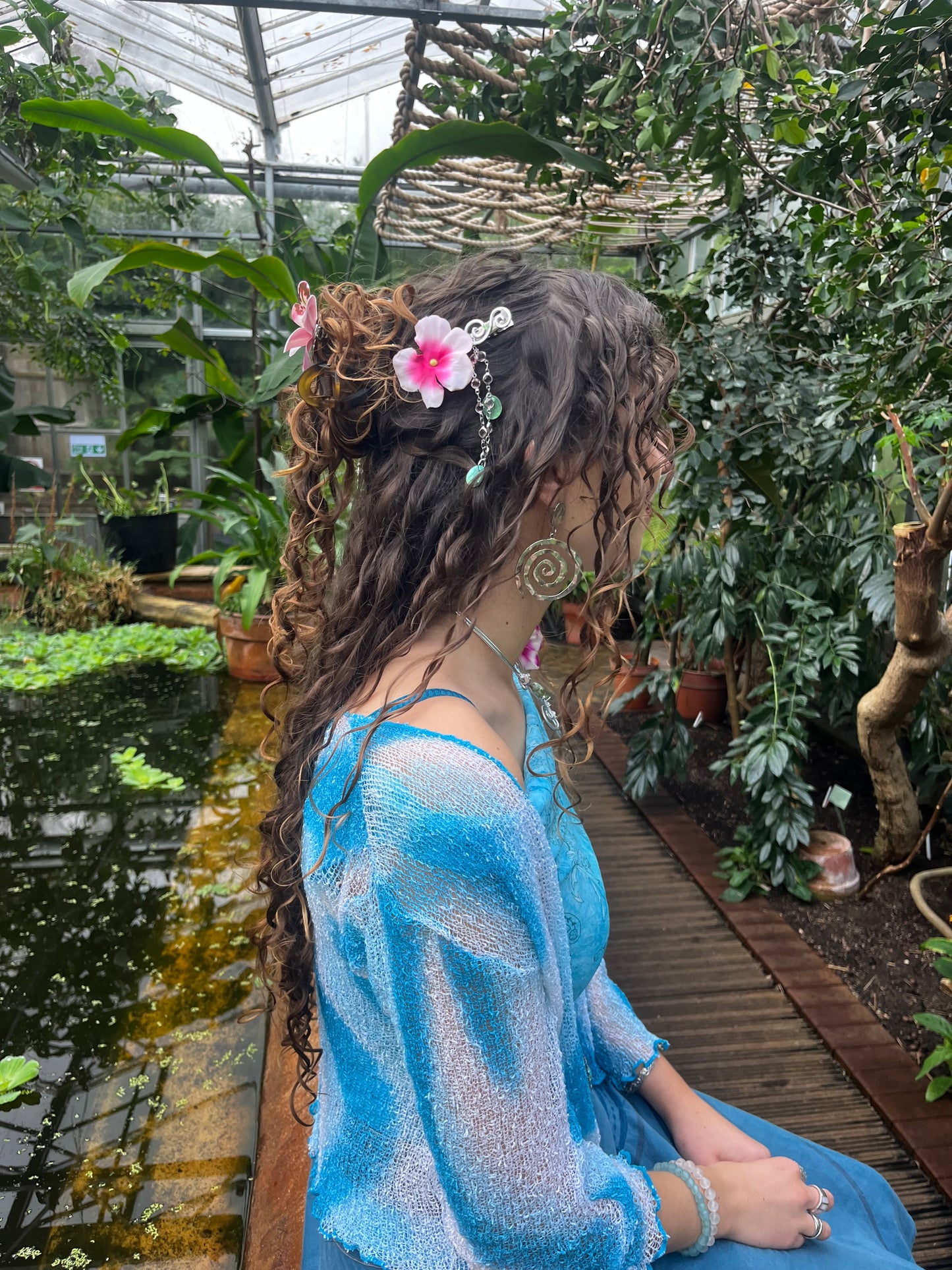 hibiscus dangle clip