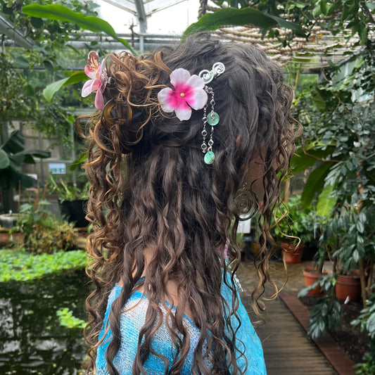 hibiscus dangle clip